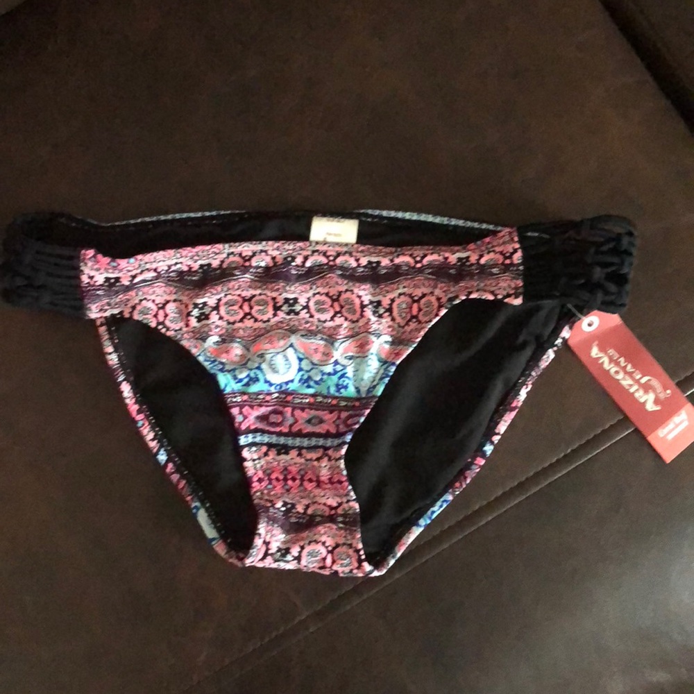 Arizona Floral Hipster Swimsuit Bottom-Juniors - Picture 3 of 4